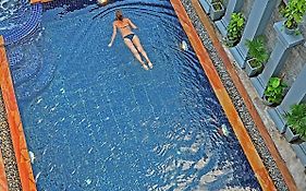 Hotel D'Papillon
